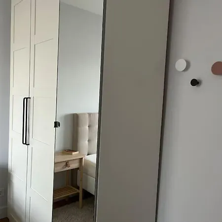 Confortavel Apartamento De 3 Quartos Proximo A