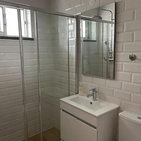 Confortavel Apartamento De 3 Quartos Proximo A Oeiras