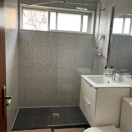 Confortavel Apartamento De 3 Quartos Proximo A * Oeiras